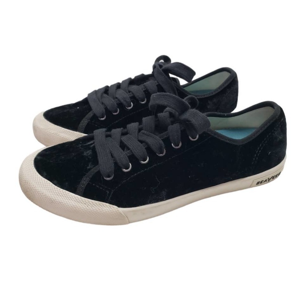 SeaVees Monterey‎ Crush Sneaker Women's 8 Black Velvet